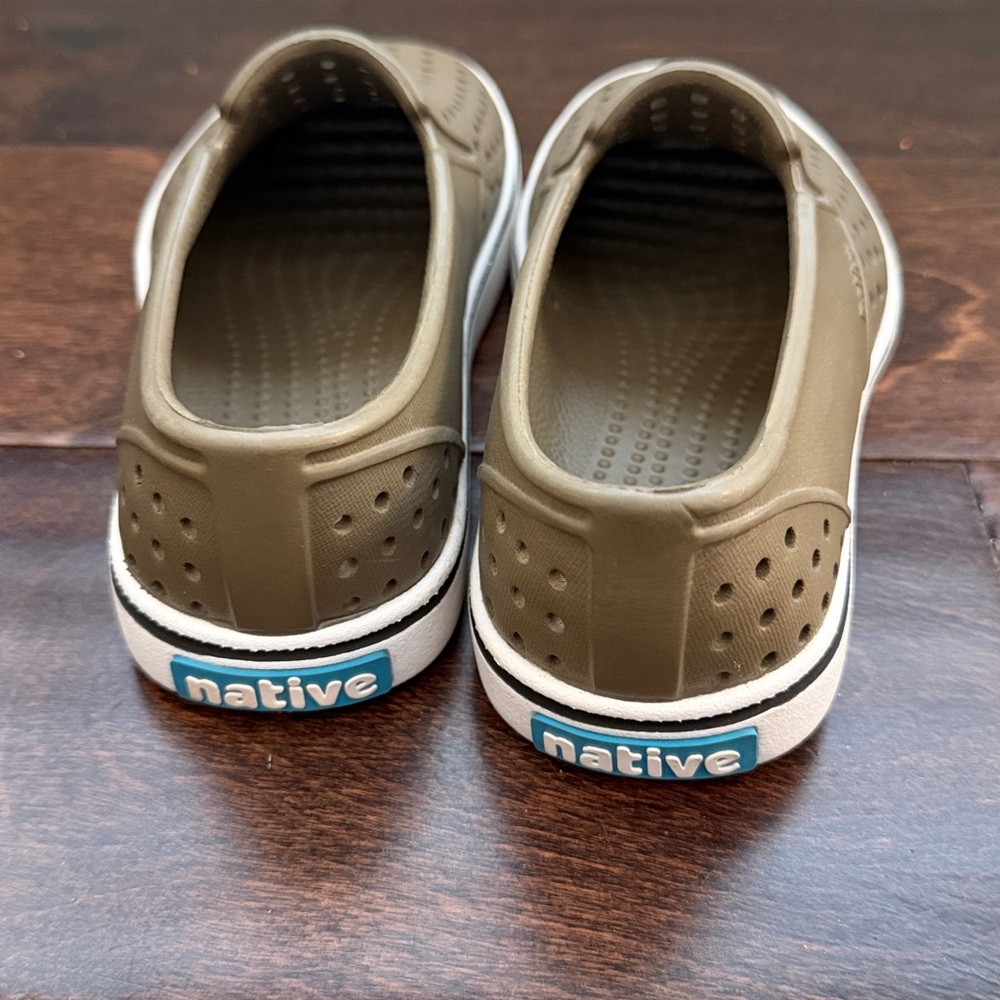 Native Shoes Kids Miles Slip-On - Picture 2 of 4